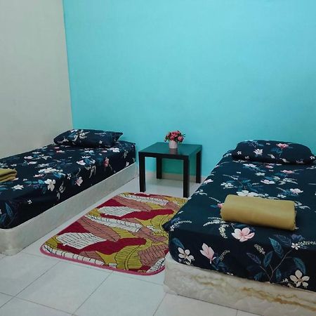 D'Q Putra Homestay Melaka Eksteriør billede